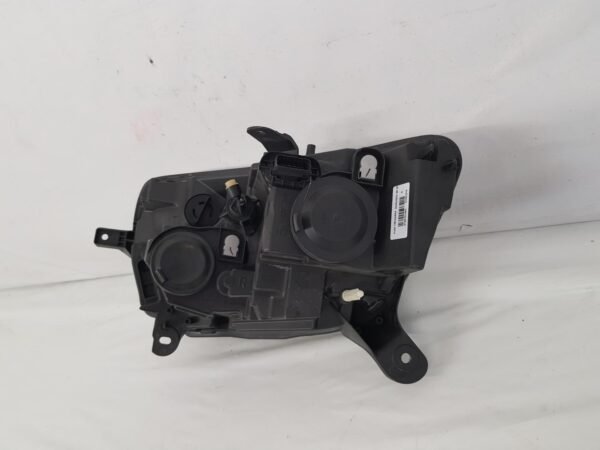 Far dreapta Dacia Logan 2 Sandero 2 facelift 61201916 2017 2018 2019 2020 - imagine 6