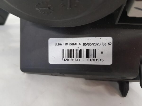 Far dreapta Dacia Logan 2 Sandero 2 facelift 61201916 2017 2018 2019 2020 - imagine 7