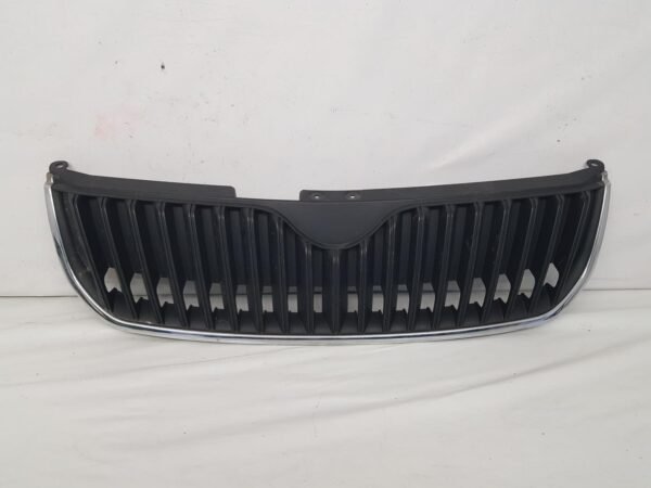 Grila radiator Skoda Superb 2 3T0853668A 2009 2010 2011 2012