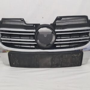 Grila radiator VW Golf 5 Variant Combi Jetta 1K5853653 2005 2006 2007 2008 2009 2010 2011 2012