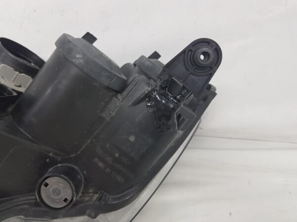 Far dreapta Seat Toledo 6JB941016 2012 2013 2014 2015 2016 - imagine 9
