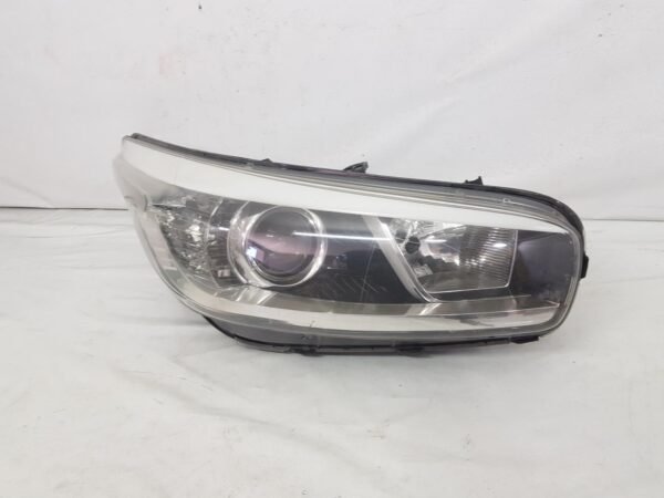 Far dreapta Kia Ceed 92102-A2010 2012 2013 2014 2015 - imagine 3