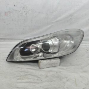 Far stanga xenon Volvo C30 facelift 31299818 2008 2009 2010 2011 2012 2013
