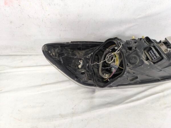 Far stanga xenon Volvo C30 facelift 31299818 2008 2009 2010 2011 2012 2013 - imagine 10