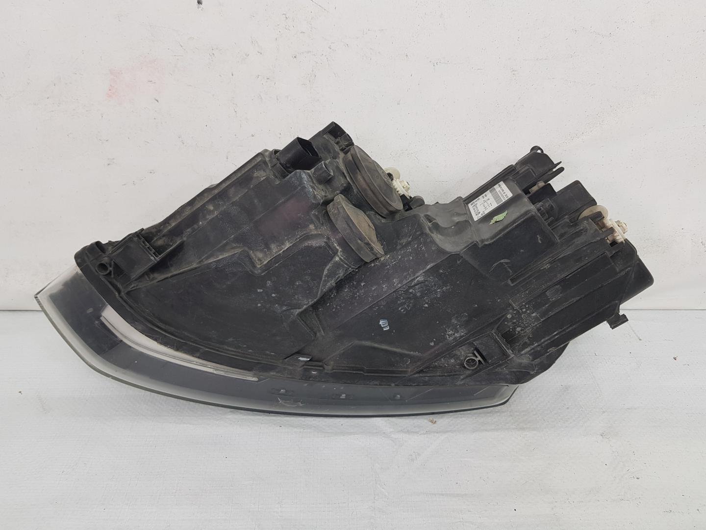 Far dreapta VW Polo 6C facelift 6C1941006B 2014 2015 2016 2017 - imagine 12