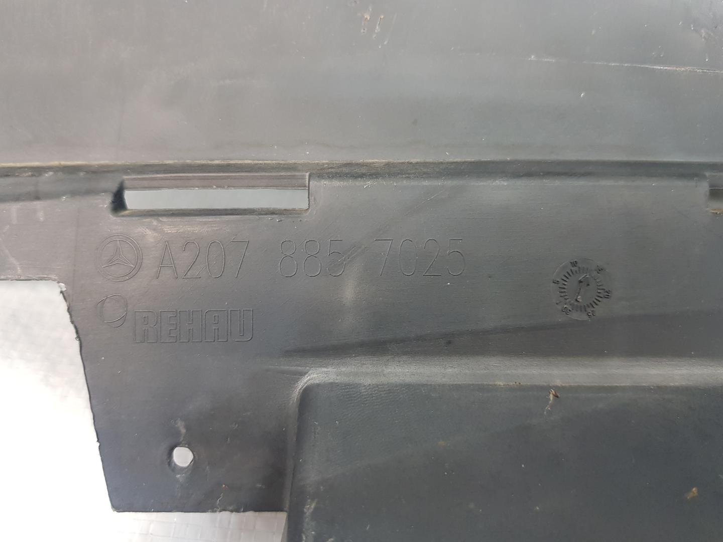 Bara spate Mercedes E Class facelift Coupe Cabrio A2078857025 2013 2014 2015 2016 - imagine 11