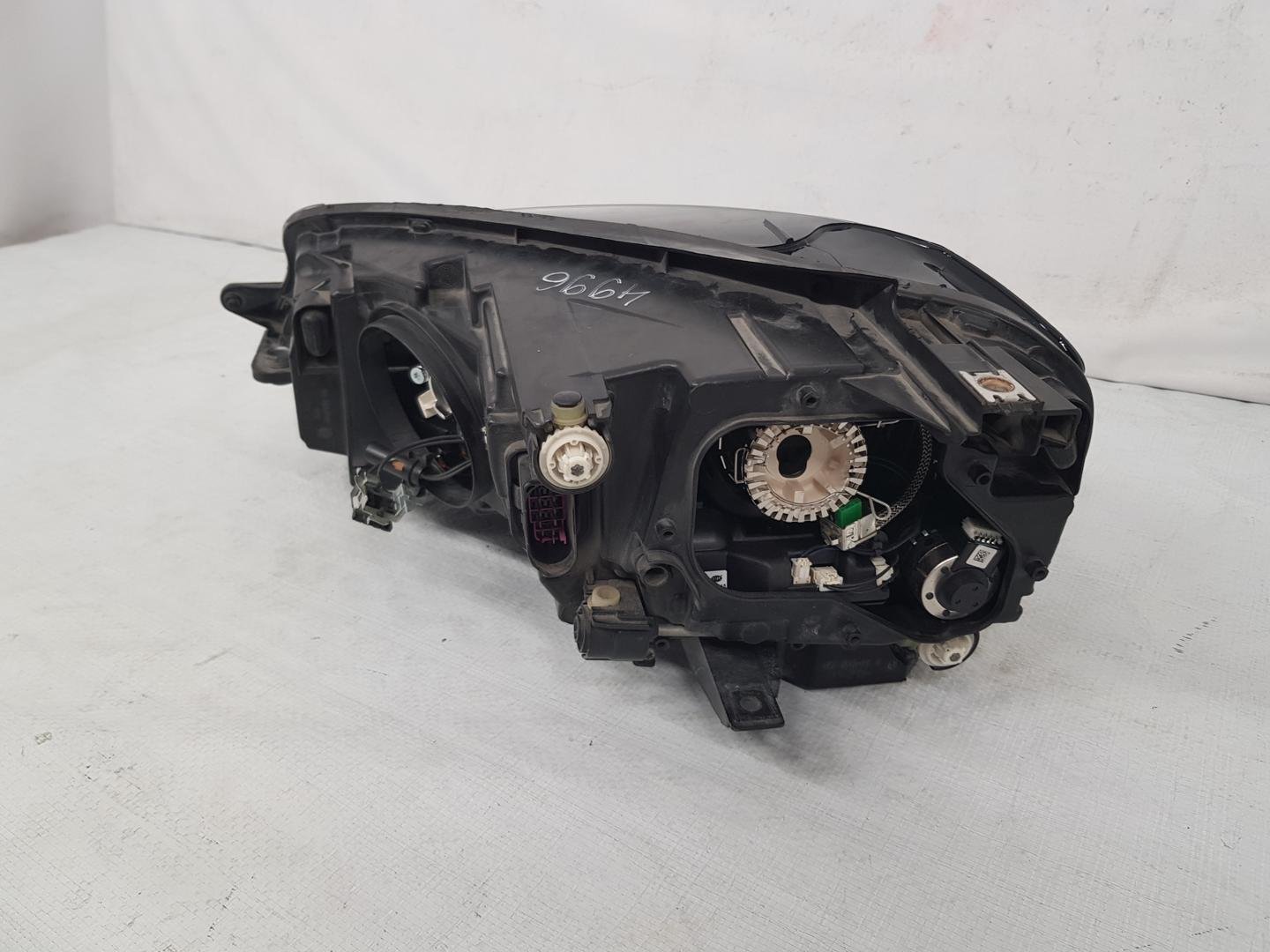 Far dreapta xenon + led VW Golf 7 GTI 5GM941752A 2013 2014 2015 2016 - imagine 7