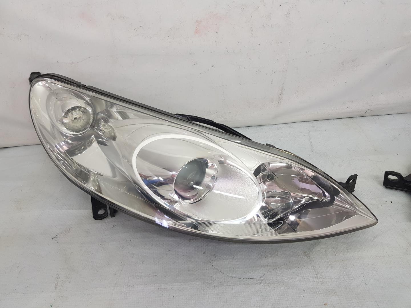 Far dreapta Peugeot 407 9660235980 2004 2005 2006 2007 2008 2009 2010 - imagine 2