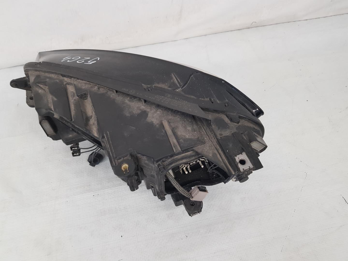 Far dreapta Xenon VW Golf 7 5G1941032 2013 2014 2015 2016 2017 - imagine 10