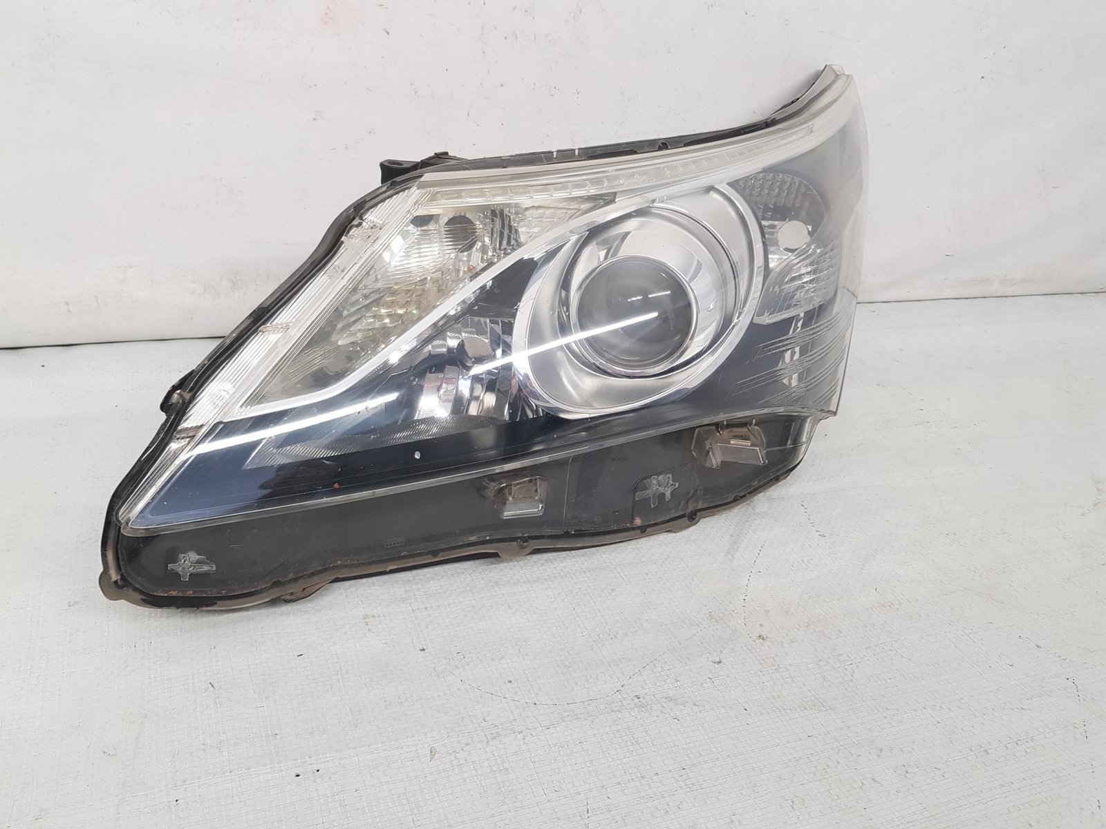 Far stanga xenon si led Toyota Avensis T27 facelift 10100-17685 2013 2014 2015 - imagine 3