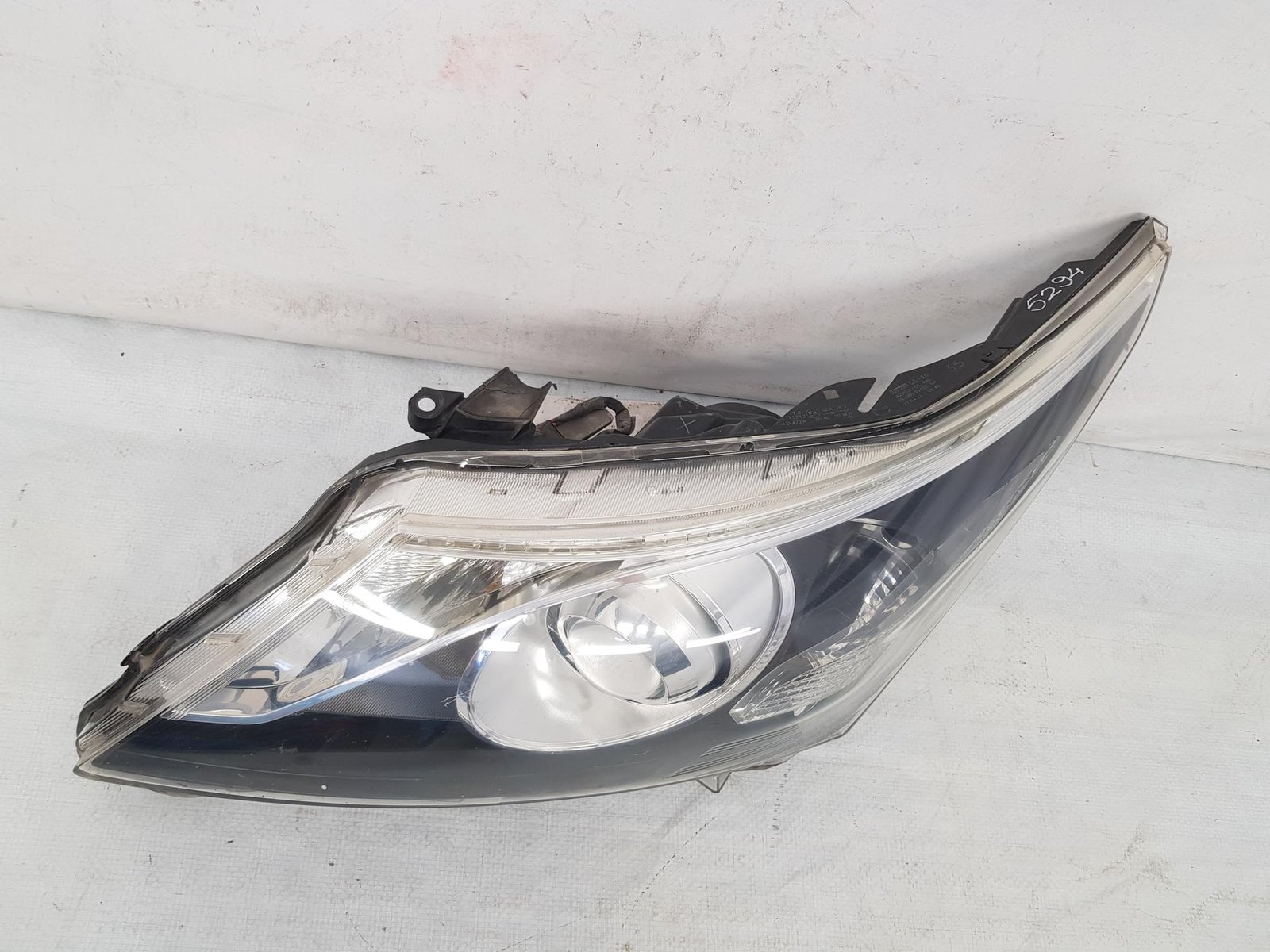 Far stanga xenon si led Toyota Avensis T27 facelift 10100-17685 2013 2014 2015 - imagine 5