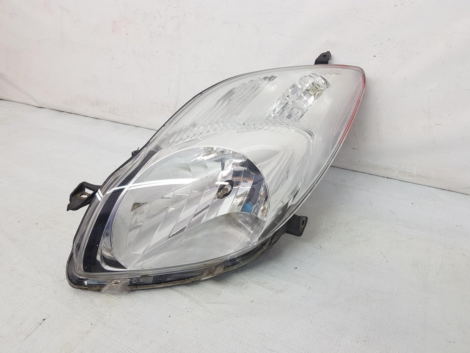 Far stanga halogen Toyota Yaris facelift 81170-0D330 2008 2009 2010 2011 2008 2009 2010 2011 - imagine 3