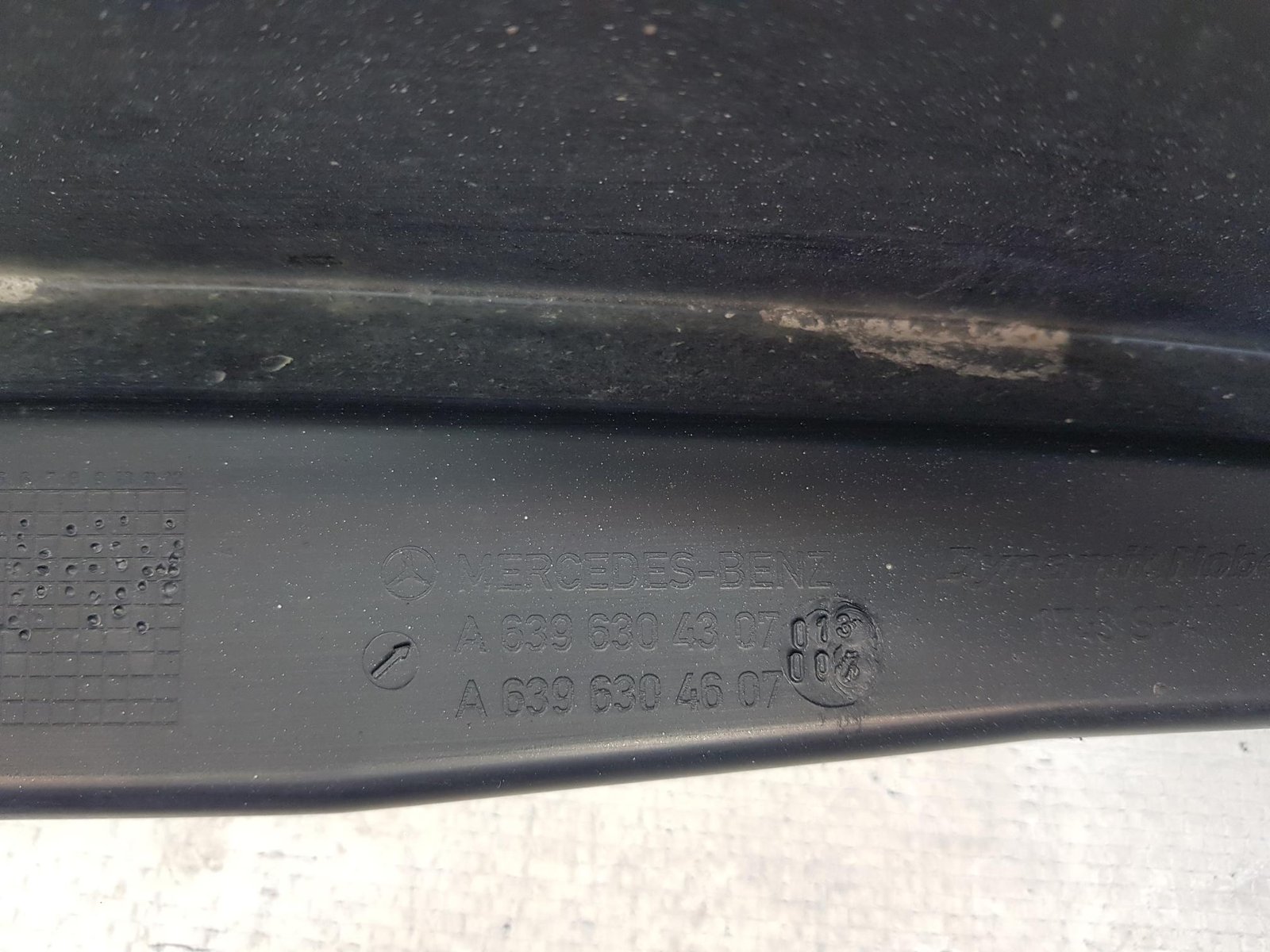 Aripa stanga fata Mercedes Vito W639 A6396304307 2004 2005 2006 2007 2008 - imagine 13