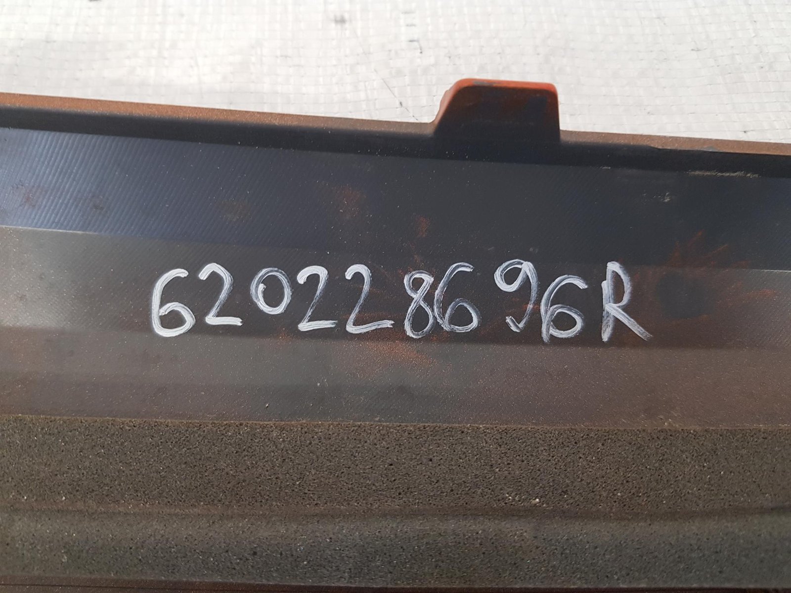 Bara fata Renault Clio 5 facelift 2022 2023 2024 2025 - imagine 11