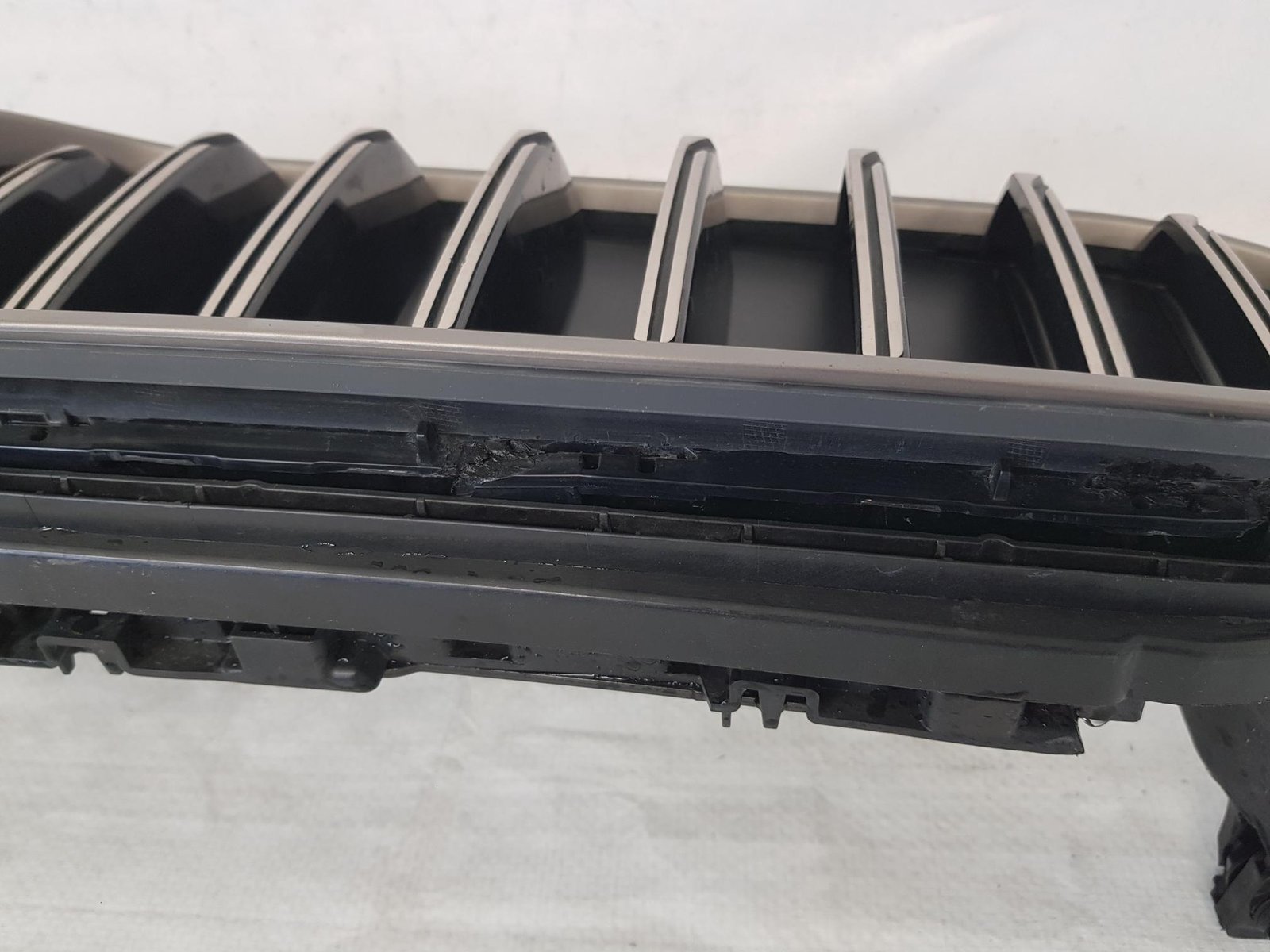 Grila radiator activa BMW Seria 5 G30 G31 LCI 2020 2021 2022 2023 2024 - imagine 14