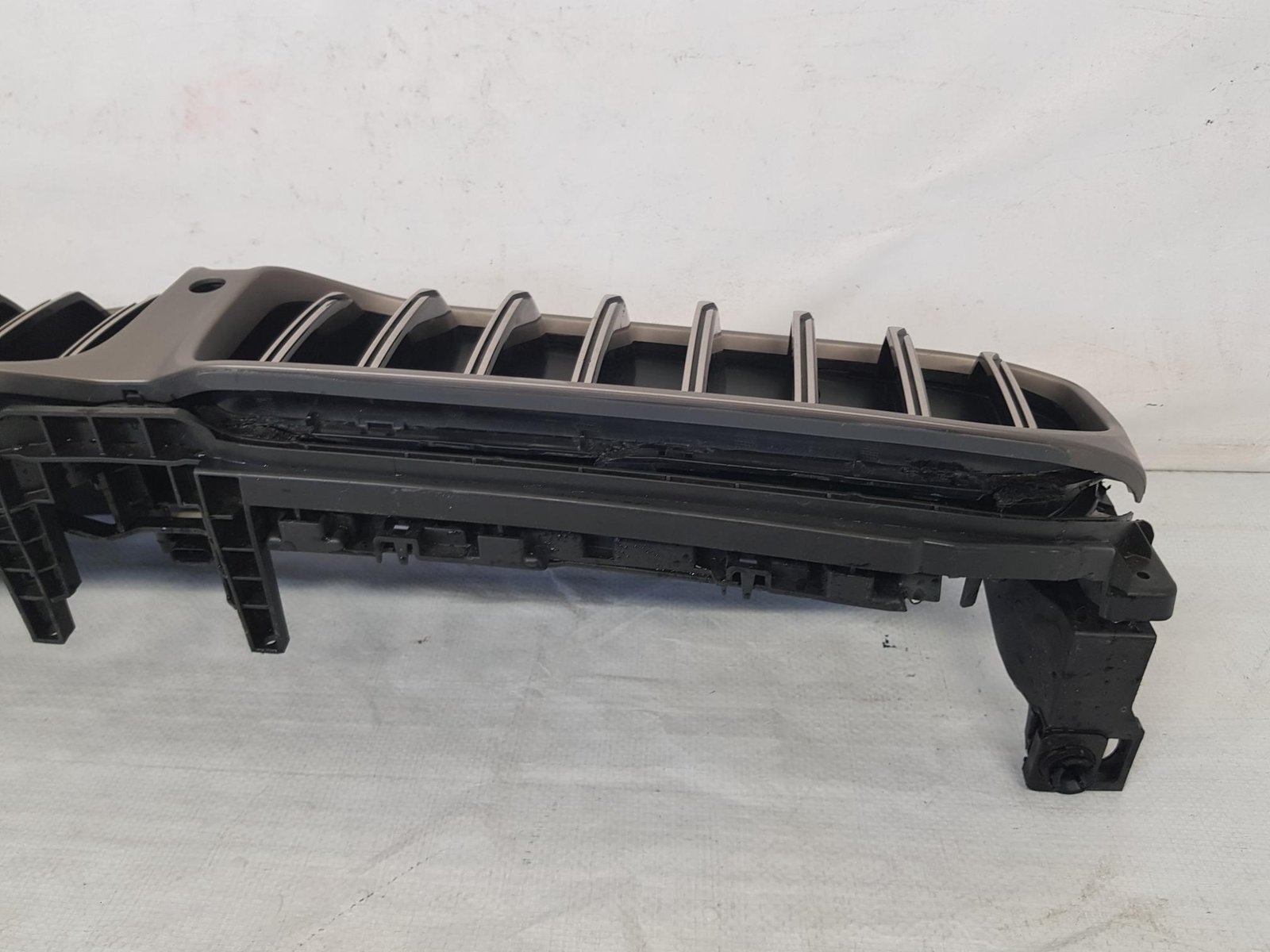 Grila radiator activa BMW Seria 5 G30 G31 LCI 2020 2021 2022 2023 2024 - imagine 11