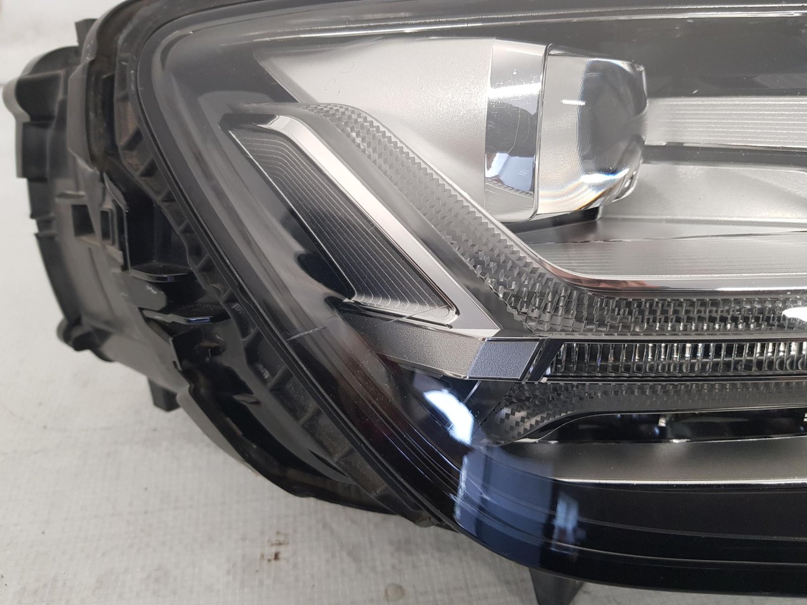 Far dreapta full led Audi Q7 4M 4M0941034 2015 2016 2017 2018 2019 - imagine 8