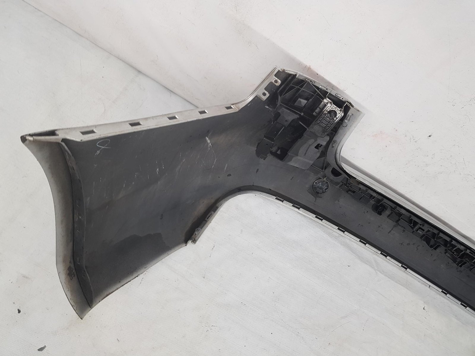 Bara spate Audi A4 B8 Combi 8K9807511H 2008 2009 2010 2011 2012 - imagine 7