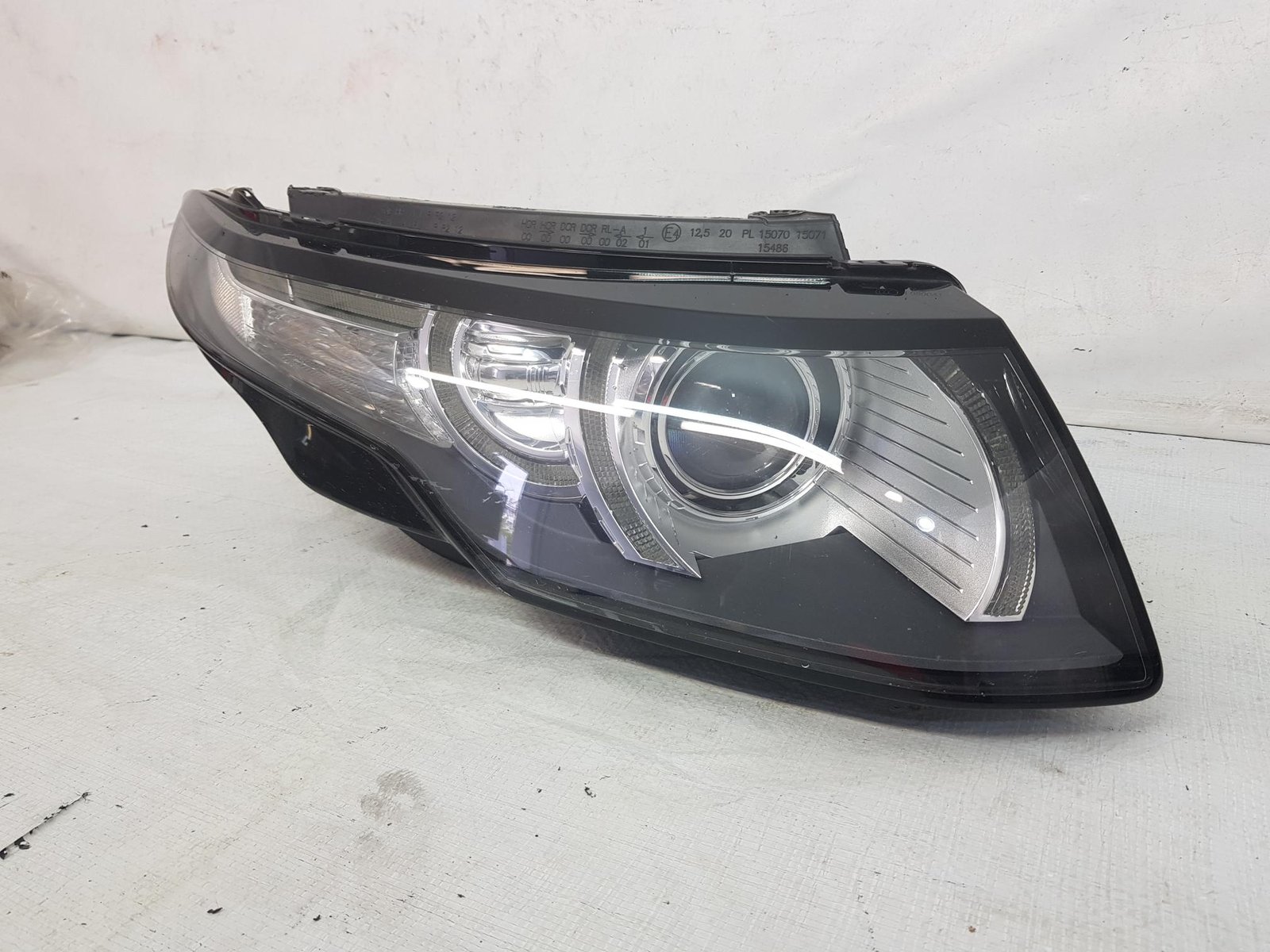 Far dreapta Xenon Led Range Rover Evoque BJ32-13W029-EC 2012 2013 2014 2015 2016 - imagine 3