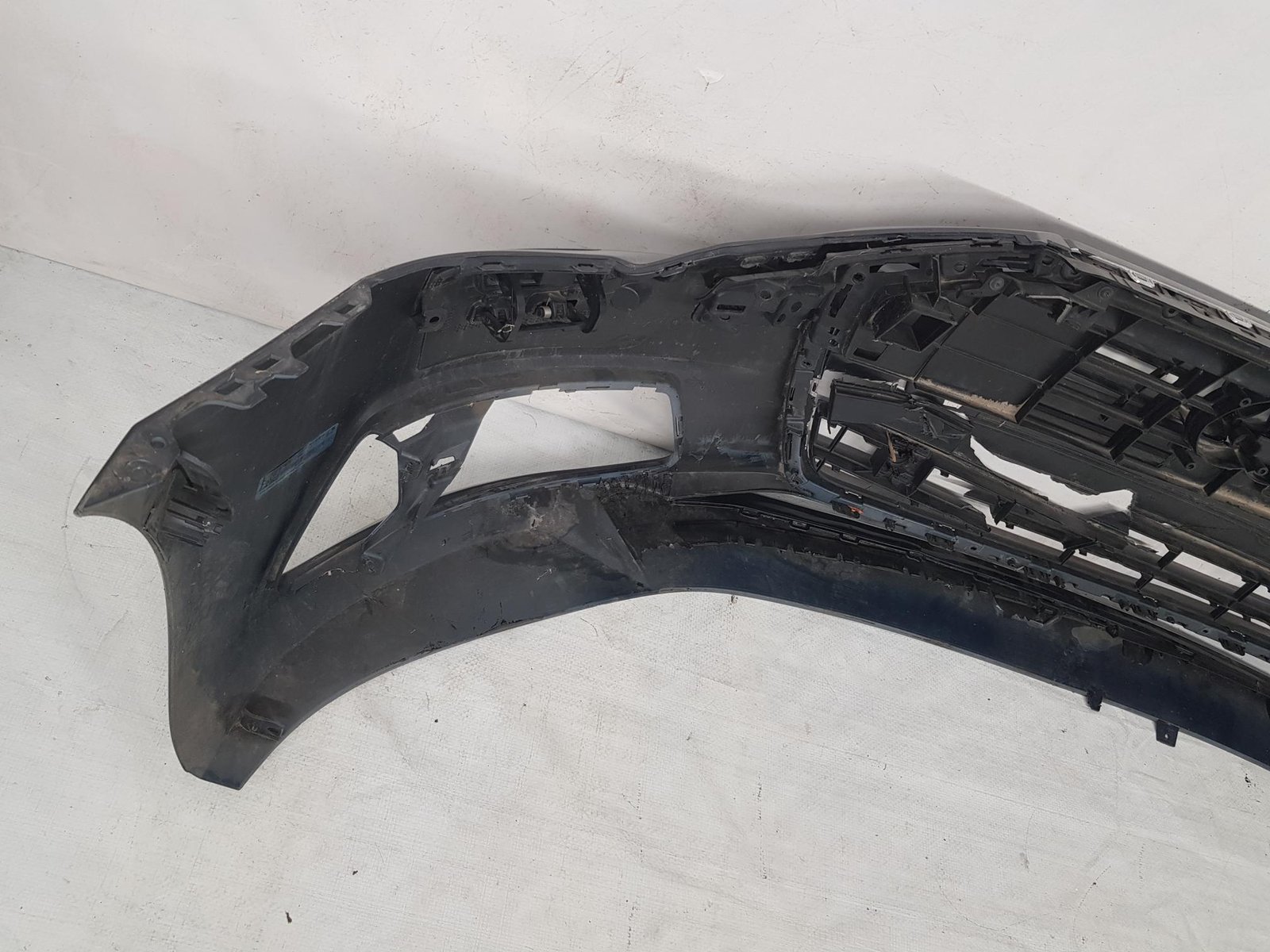 Bara fata Audi A6 C8 4K 2017 2018 2019 2020 2021 2022 2023 4K0807437 - imagine 8