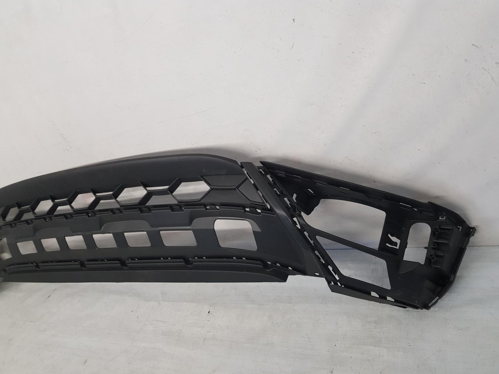 Spoiler bara fata Volkswagen Tiguan 2 Nou Original 5NA805903C 2016 2017 2018 2019 2020 - imagine 4