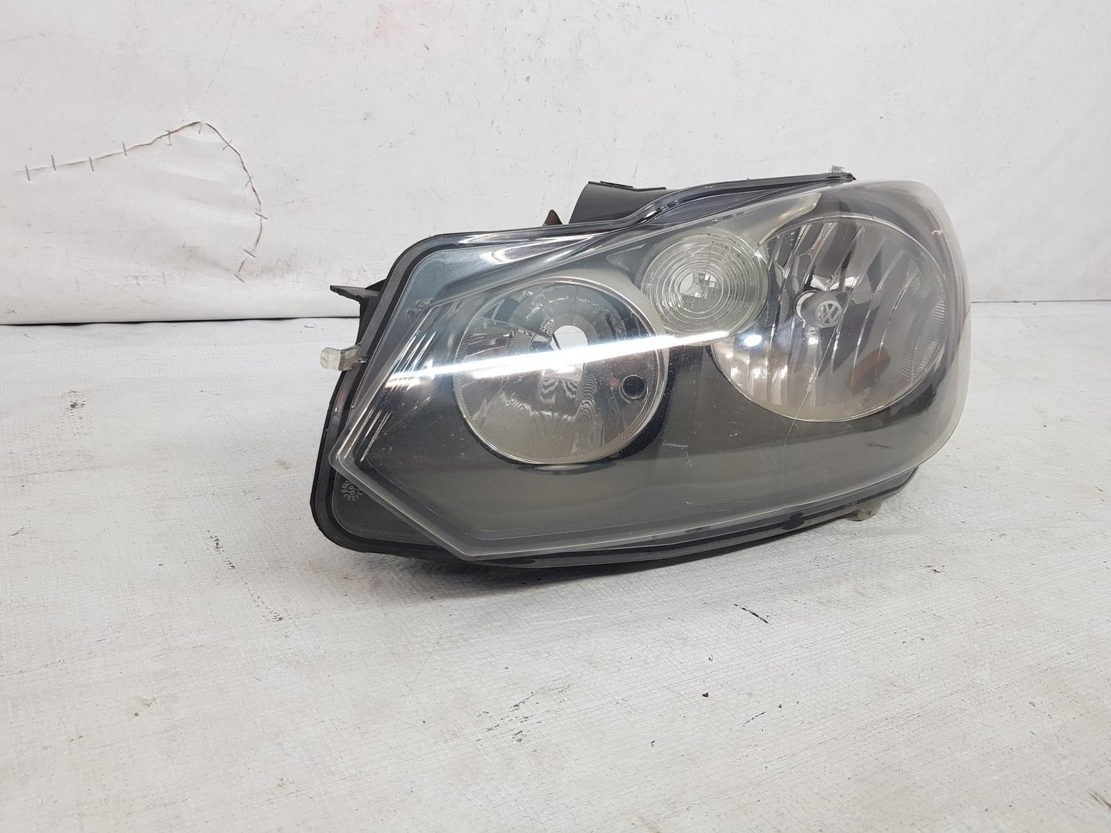 Far stanga halogen Volkswagen Golf 6 5K1941005K 2009 2010 2011 2012 2013 - imagine 4