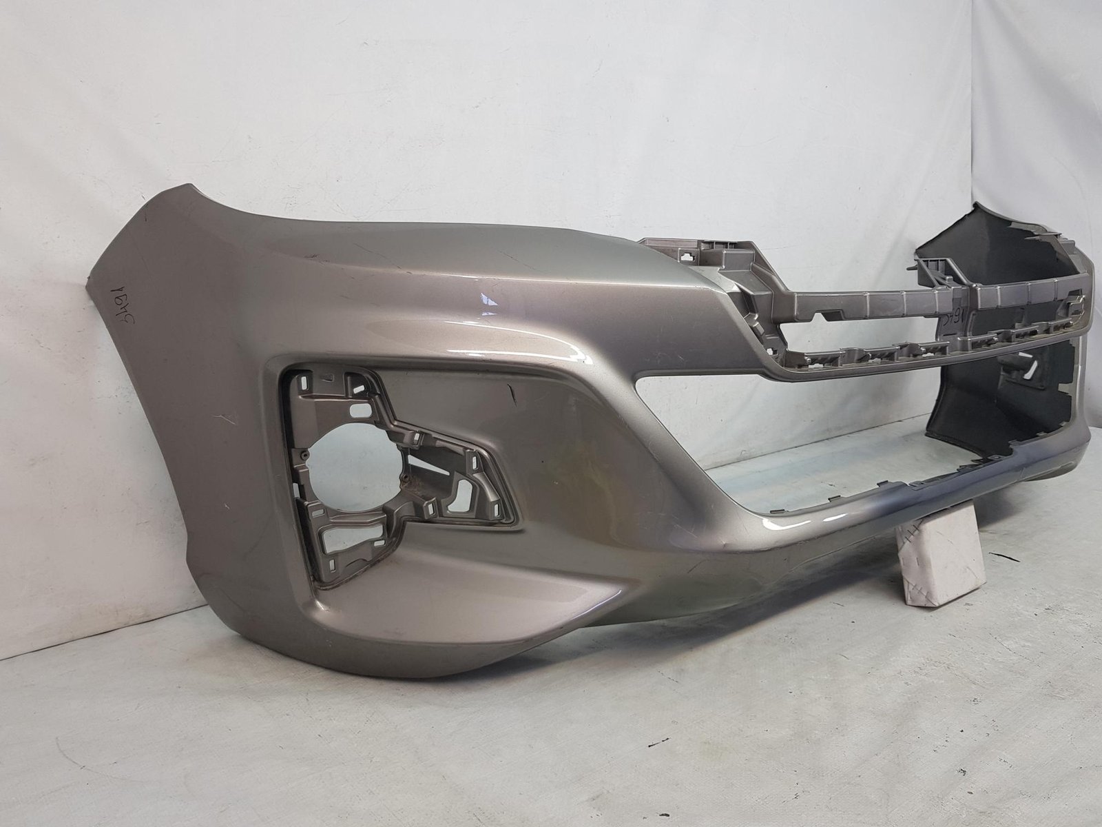 Bara fata Toyota Hilux 52119-YP080 2018 2019 2020 2021 2022 - imagine 4