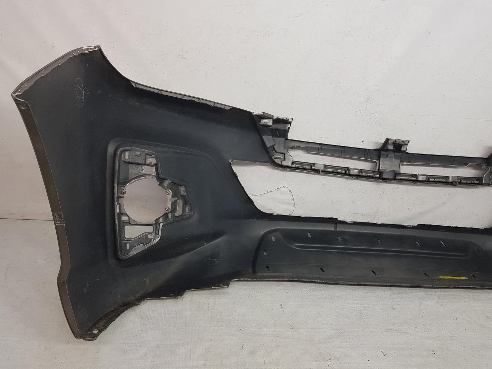 Bara fata Toyota Hilux 52119-YP080 2018 2019 2020 2021 2022 - imagine 8