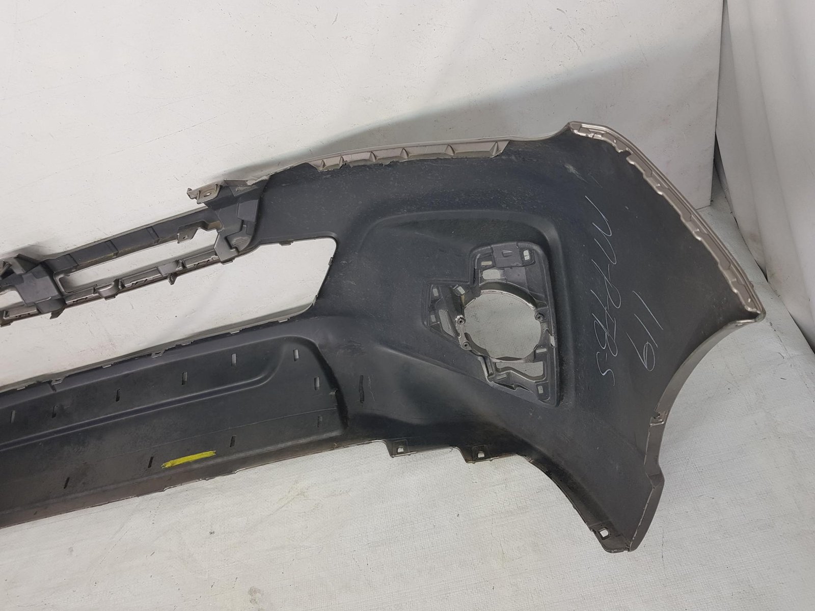 Bara fata Toyota Hilux 52119-YP080 2018 2019 2020 2021 2022 - imagine 9