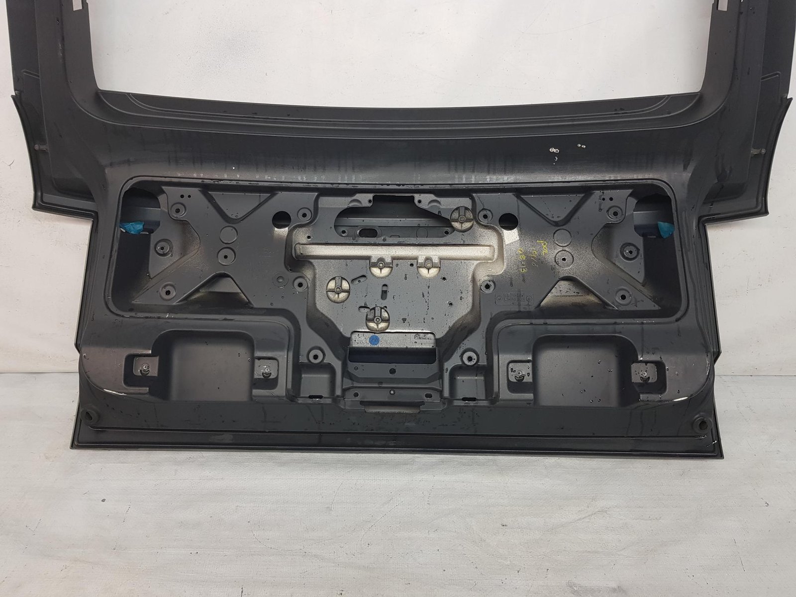 Haion portbagaj Land Rover Range Rover Evoque BJ32-40010-AA 2012 2013 2014 2015 2016 2017 2018 2019 - imagine 16