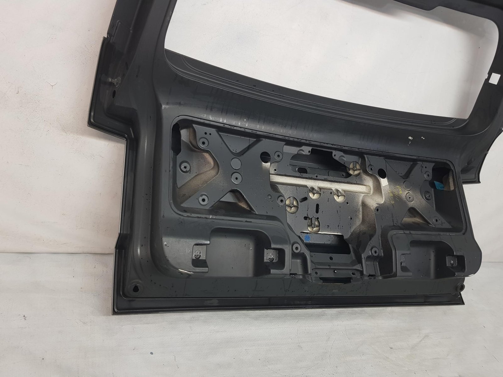 Haion portbagaj Land Rover Range Rover Evoque BJ32-40010-AA 2012 2013 2014 2015 2016 2017 2018 2019 - imagine 17