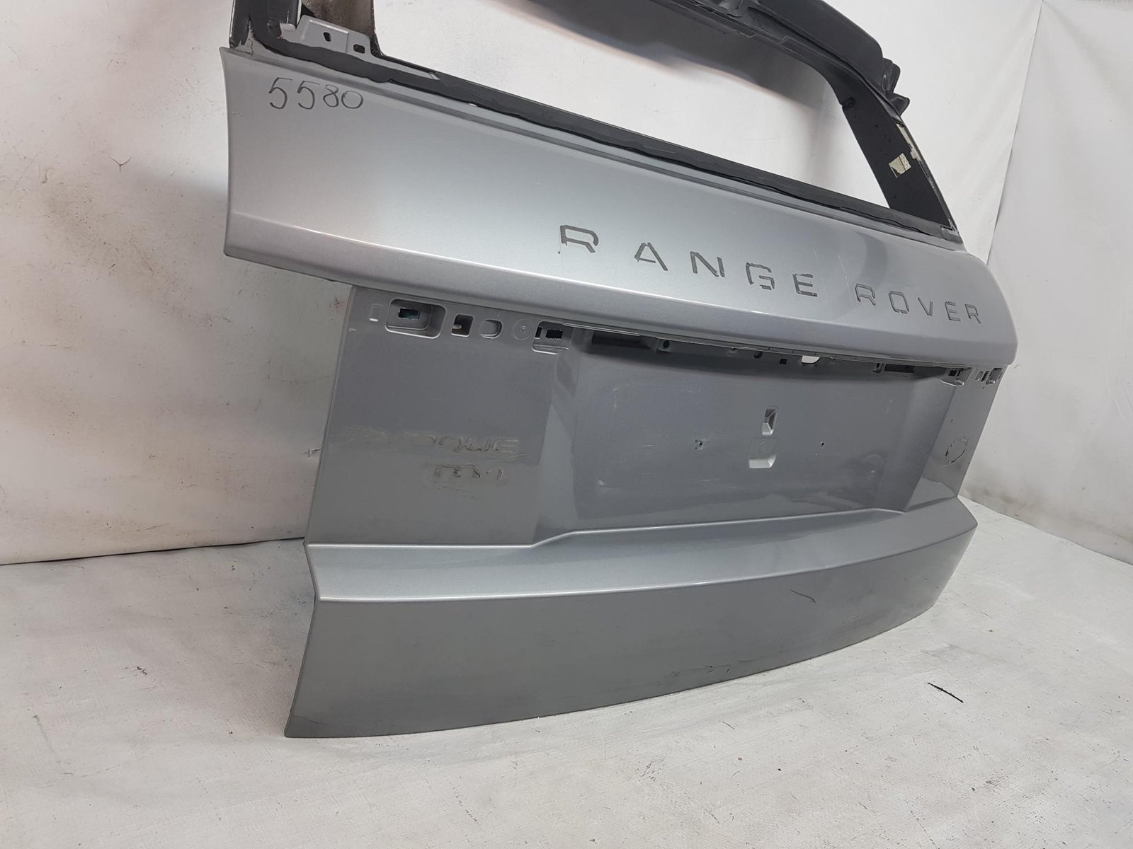 Haion portbagaj Land Rover Range Rover Evoque BJ32-40010-AA 2012 2013 2014 2015 2016 2017 2018 2019 - imagine 5