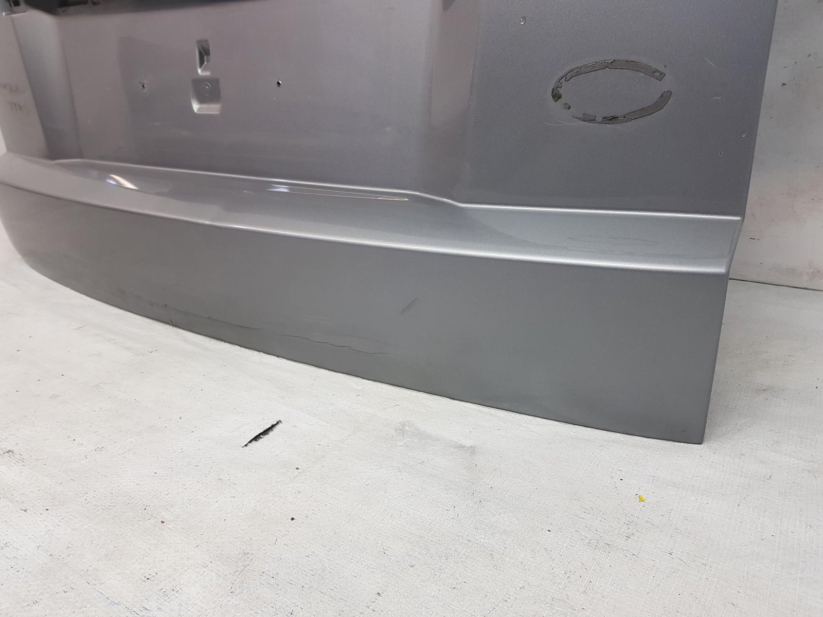 Haion portbagaj Land Rover Range Rover Evoque BJ32-40010-AA 2012 2013 2014 2015 2016 2017 2018 2019 - imagine 7