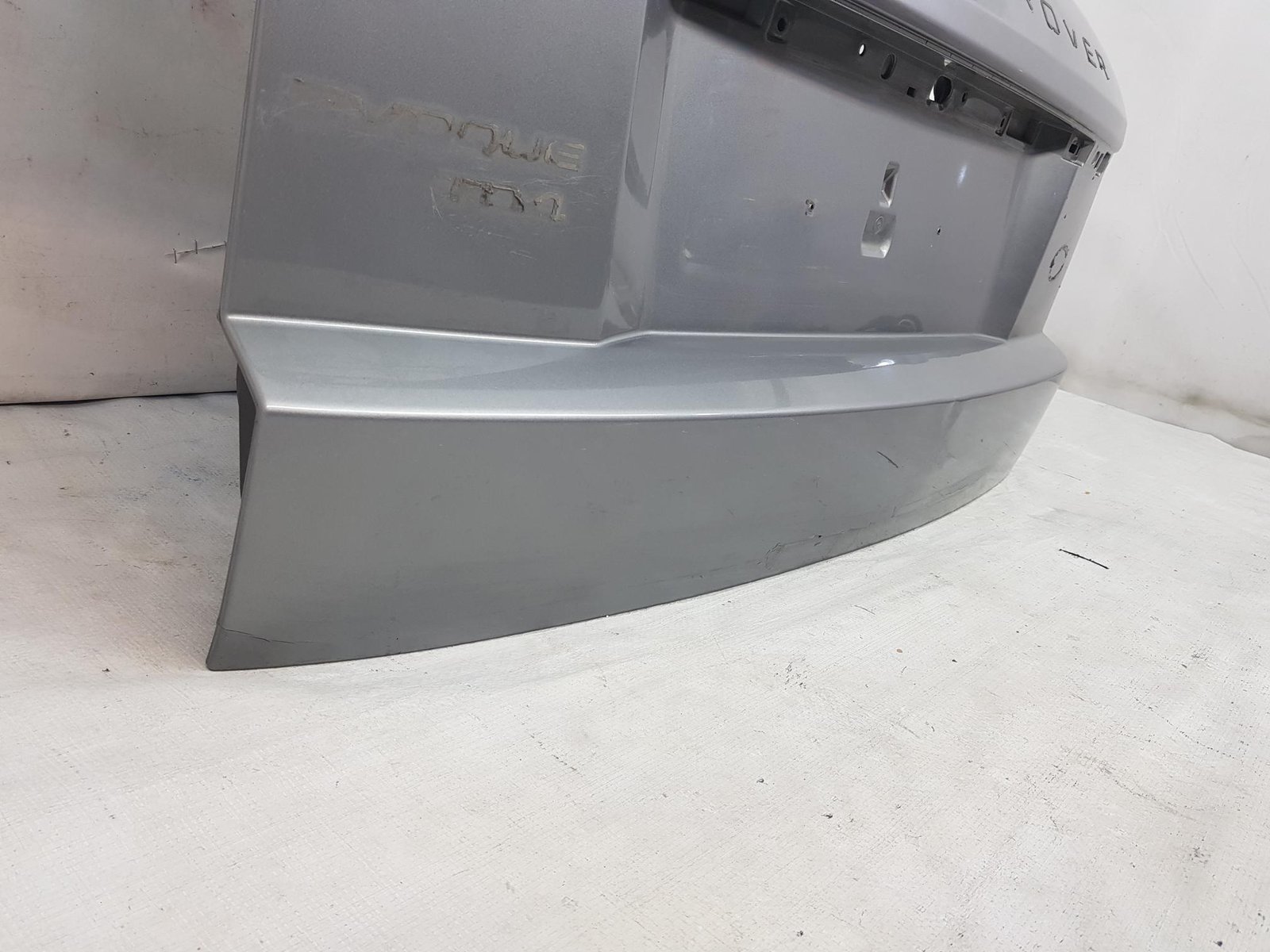 Haion portbagaj Land Rover Range Rover Evoque BJ32-40010-AA 2012 2013 2014 2015 2016 2017 2018 2019 - imagine 9