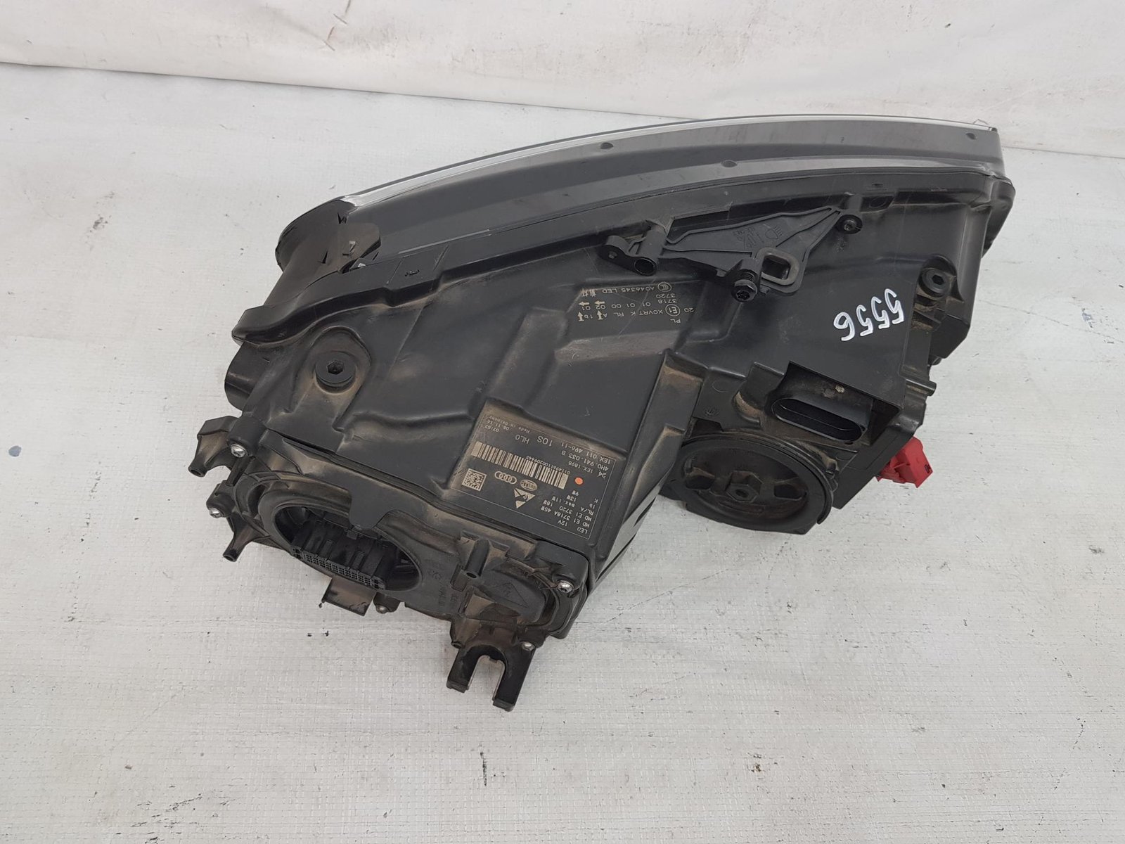 Far stanga Audi A8 Matrix facelift 4H0941033B 2014 2015 2016 2017 - imagine 7