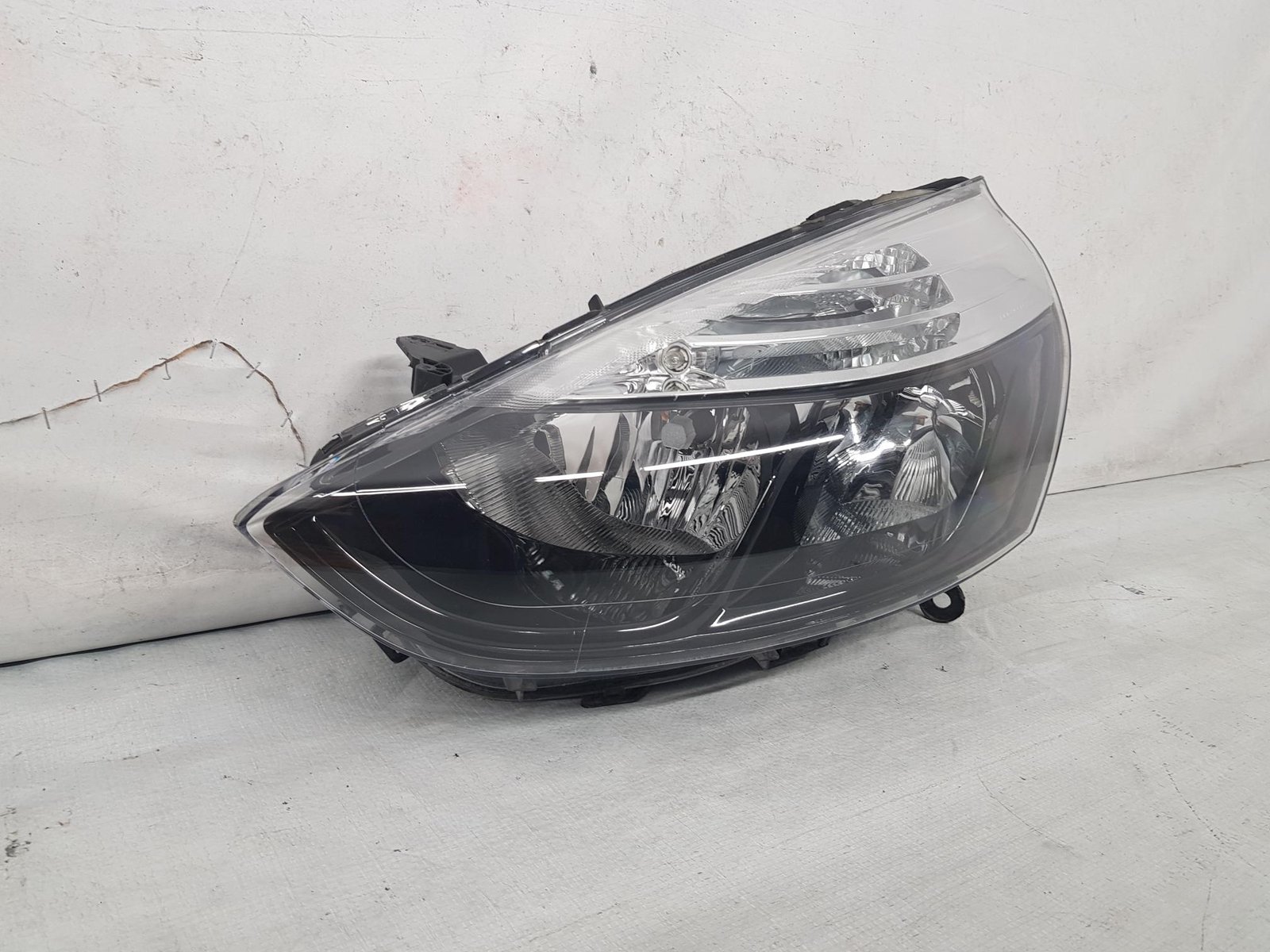 Far stanga Renault Clio 4 260601176R 2012 2013 2014 2015 2016 2017 2018 2019 2020 - imagine 3