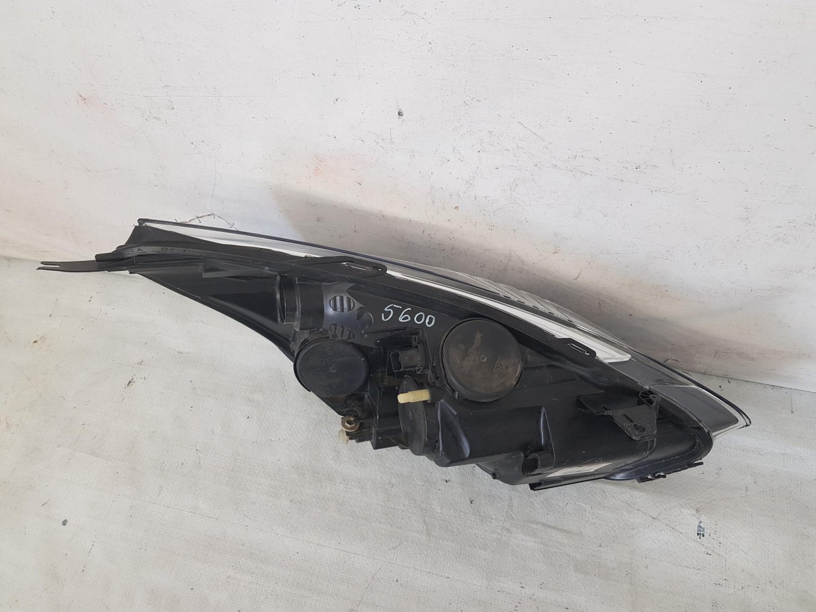 Far stanga Renault Clio 4 260601176R 2012 2013 2014 2015 2016 2017 2018 2019 2020 - imagine 10