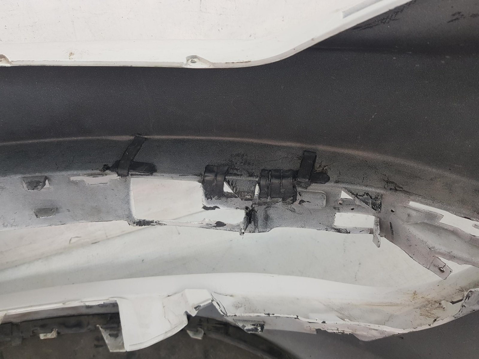 Bara fata Renault Laguna 3 facelift 620102560R 2011 2012 2013 2014 2015 - imagine 16