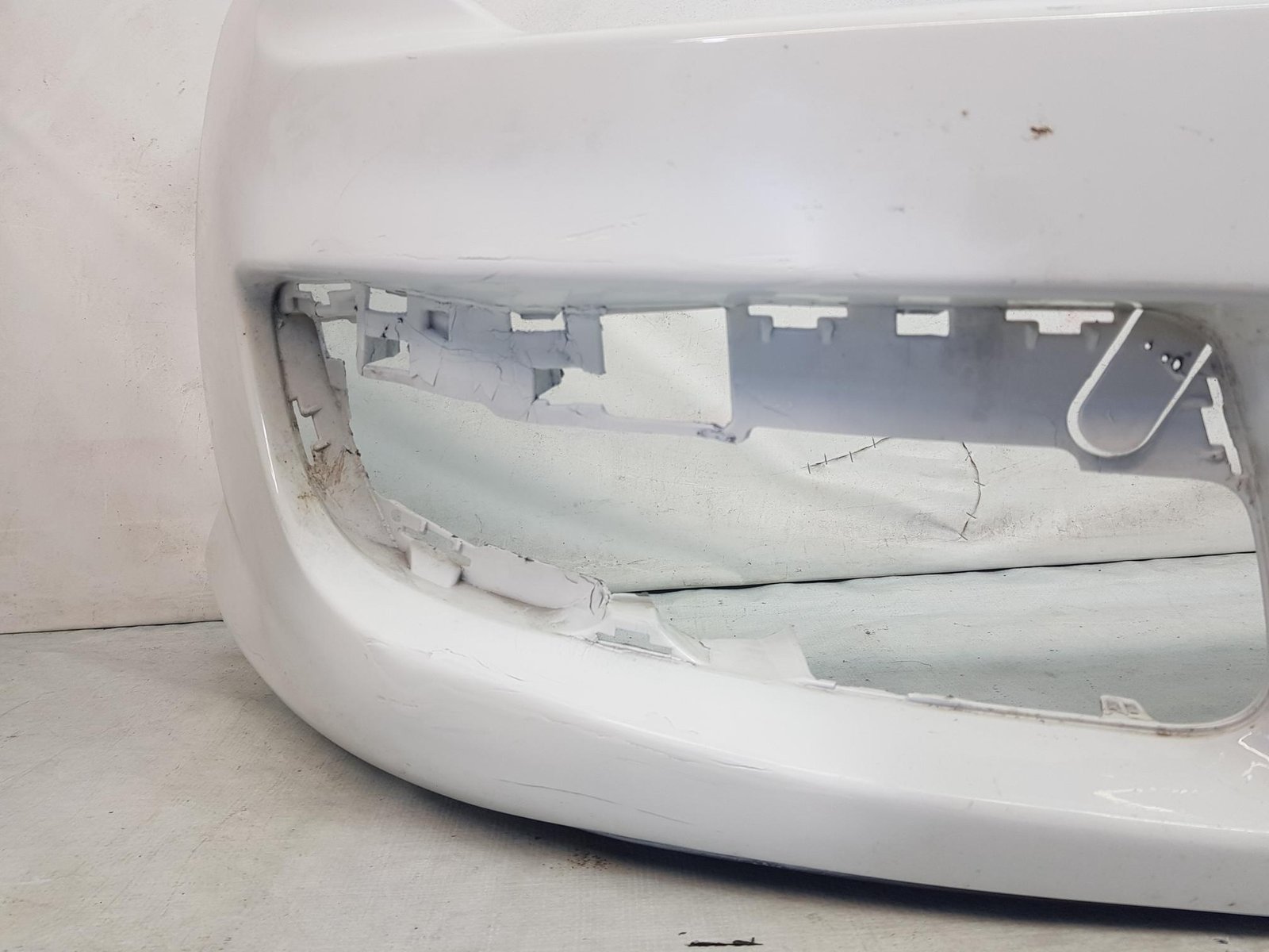 Bara fata Renault Laguna 3 facelift 620102560R 2011 2012 2013 2014 2015 - imagine 10