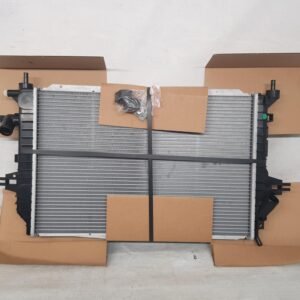 Radiator apa Opel Astra H Zafira B 630705 2004 2005 2006 2007 2008 2009 2010 2011 2012