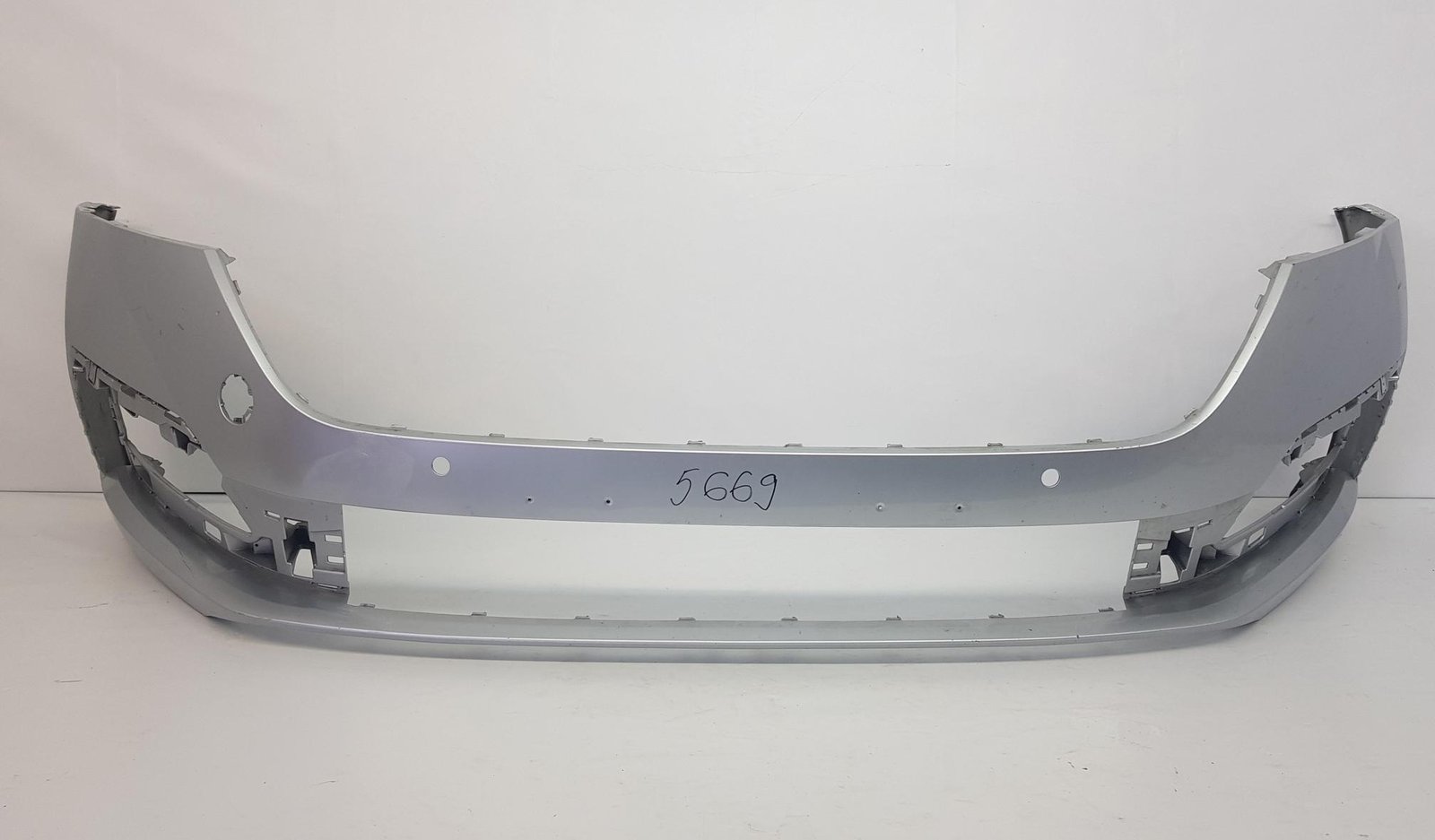 Bara fata Skoda Octavia 4 5E3807221 2020 2021 2022 2023