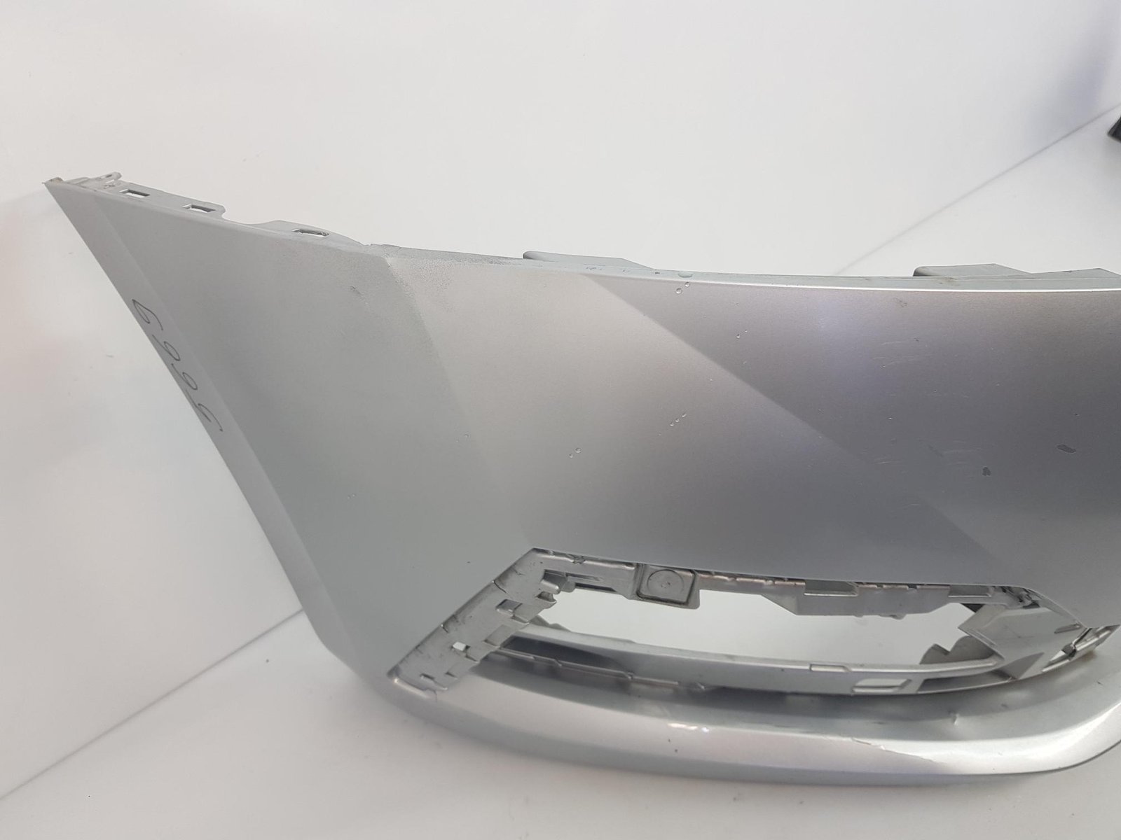 Bara fata Skoda Octavia 4 5E3807221 2020 2021 2022 2023 - imagine 7