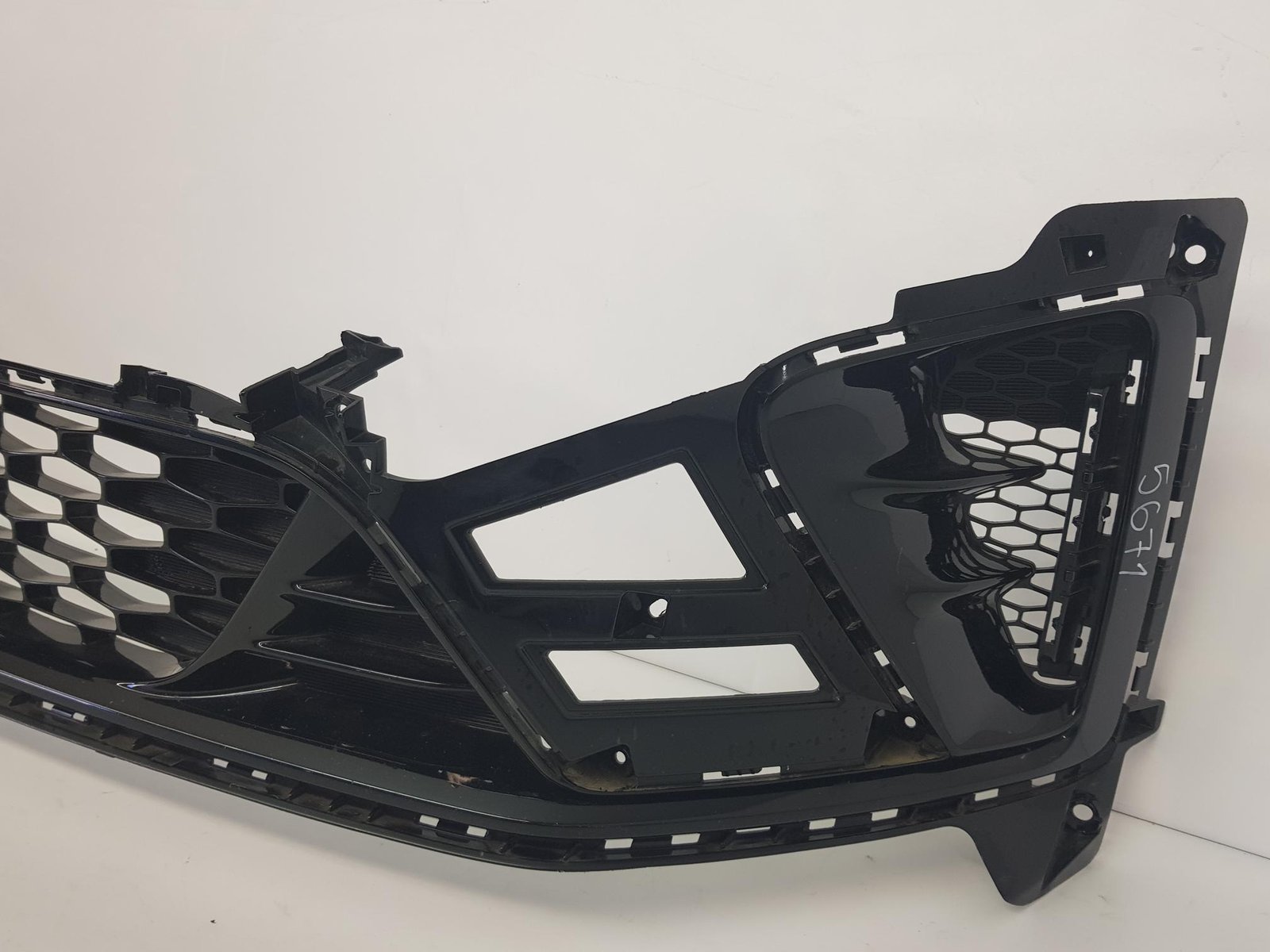 Grila bara fata Kia Ceed GT Line 2018 2019 2020 2021 2022 2023 2024 86561-J7910 - imagine 7