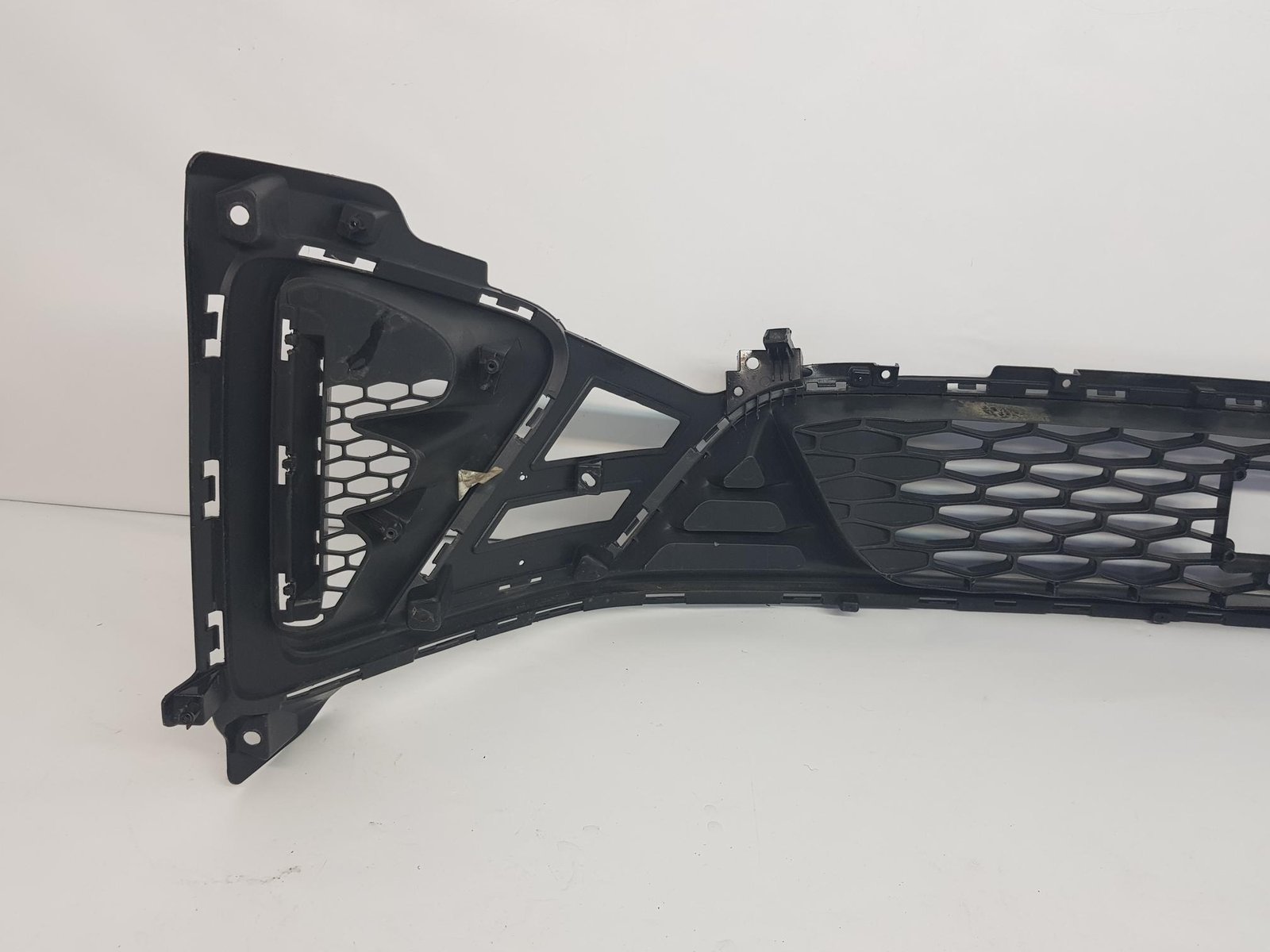 Grila bara fata Kia Ceed GT Line 2018 2019 2020 2021 2022 2023 2024 86561-J7910 - imagine 8