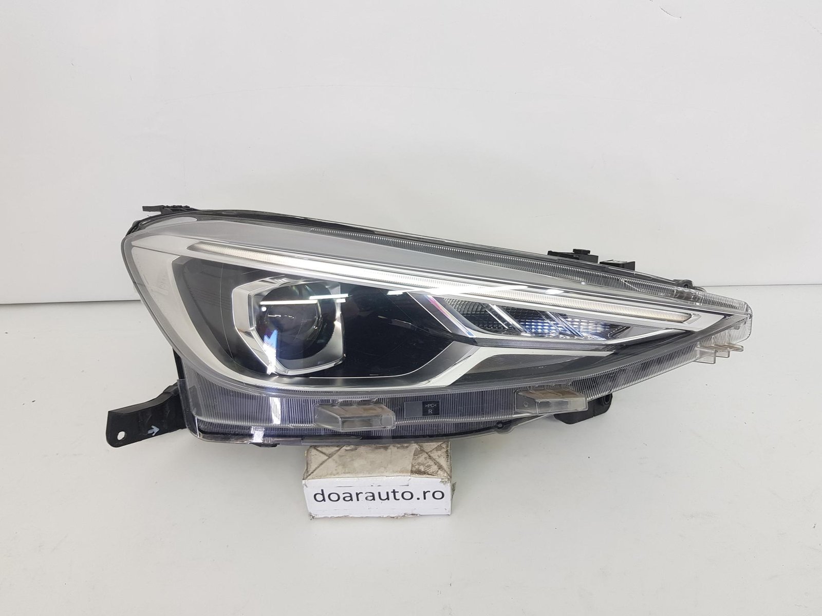 Far dreapta MG3 MG 3 ZS32 Halogen Led 2024 2025 2026 11500014