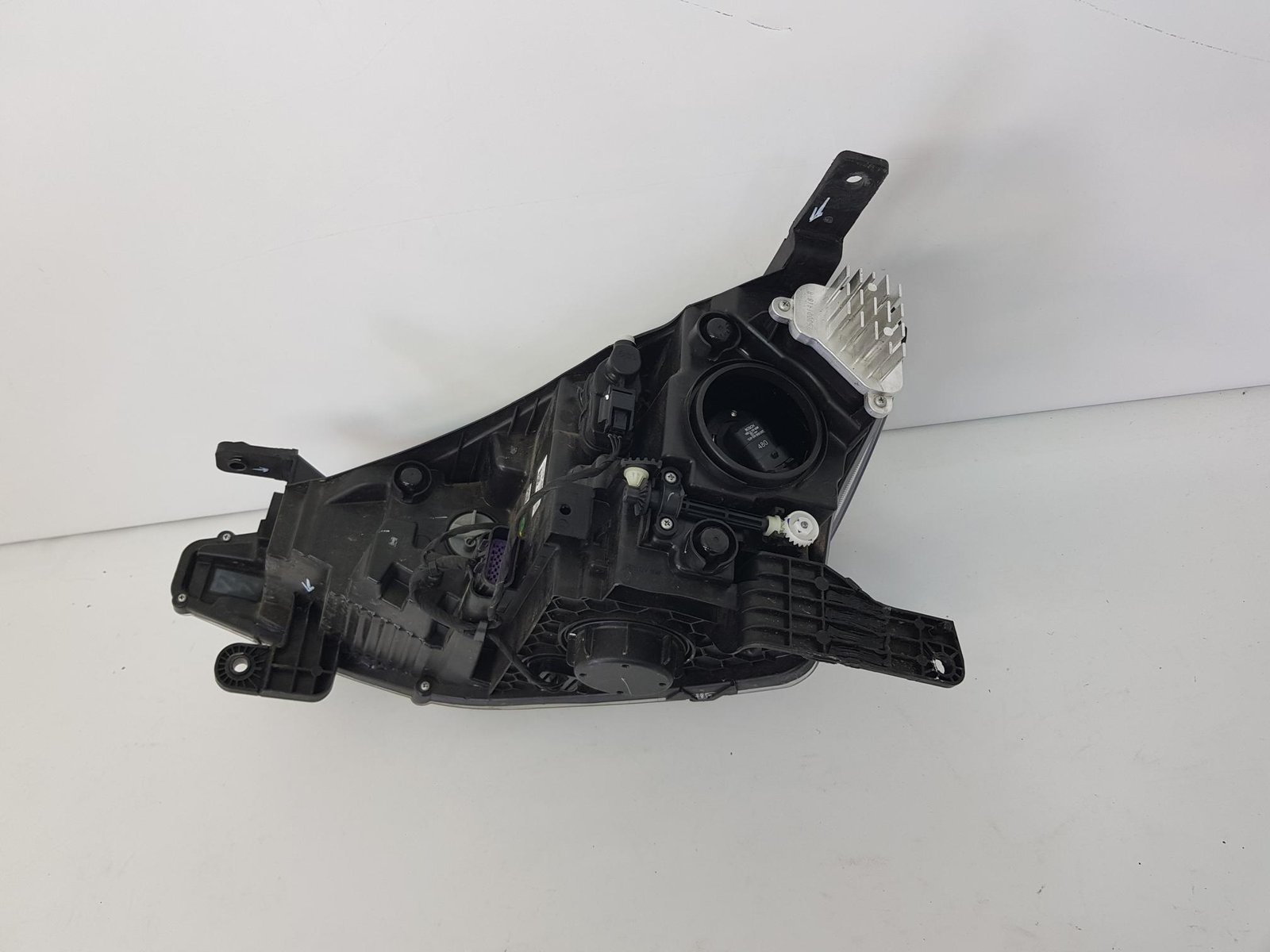 Far dreapta MG3 MG 3 ZS32 Halogen Led 2024 2025 2026 11500014 - imagine 11