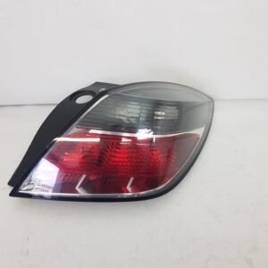 Stop dreapta Opel Astra H GTC 13252444 2005 2006 2007 2008 2009 2010 2011 2012