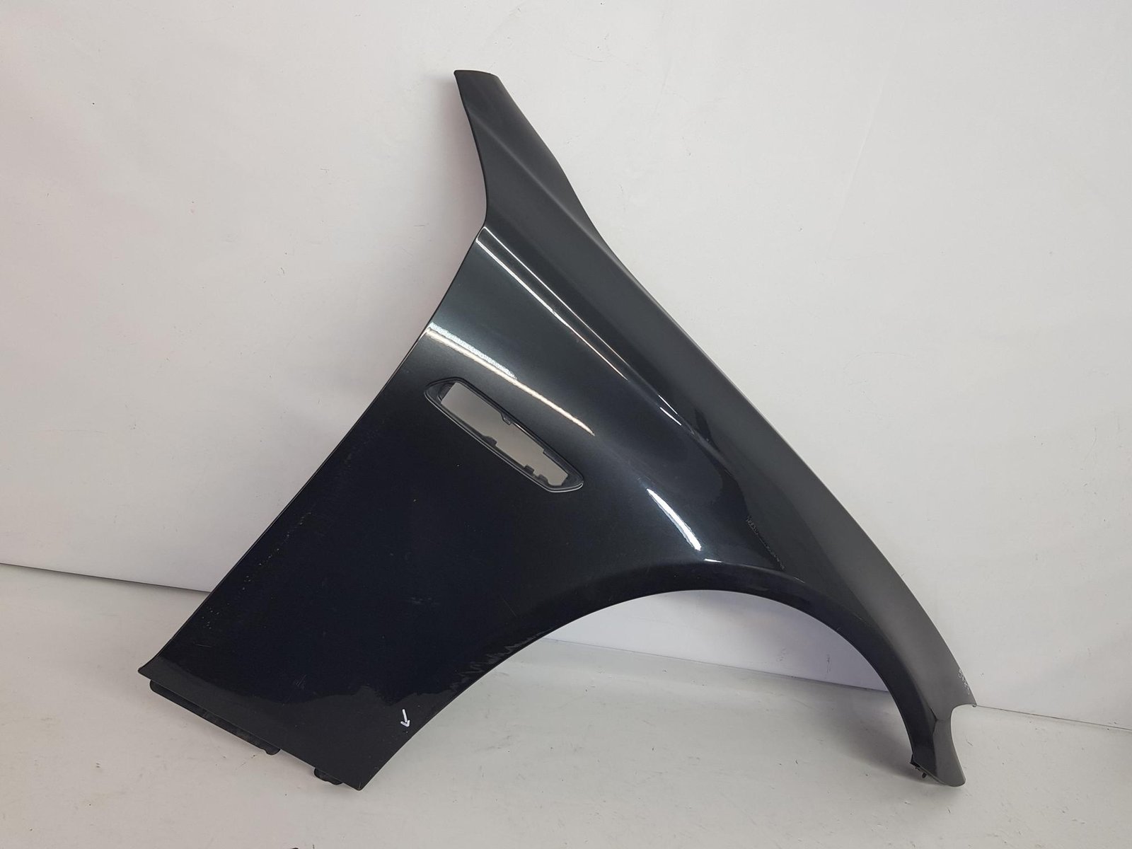 Aripa dreapta fata BMW Seria 5 F10 F11 2010 2011 2012 2013 2014 2015 2016 - imagine 3