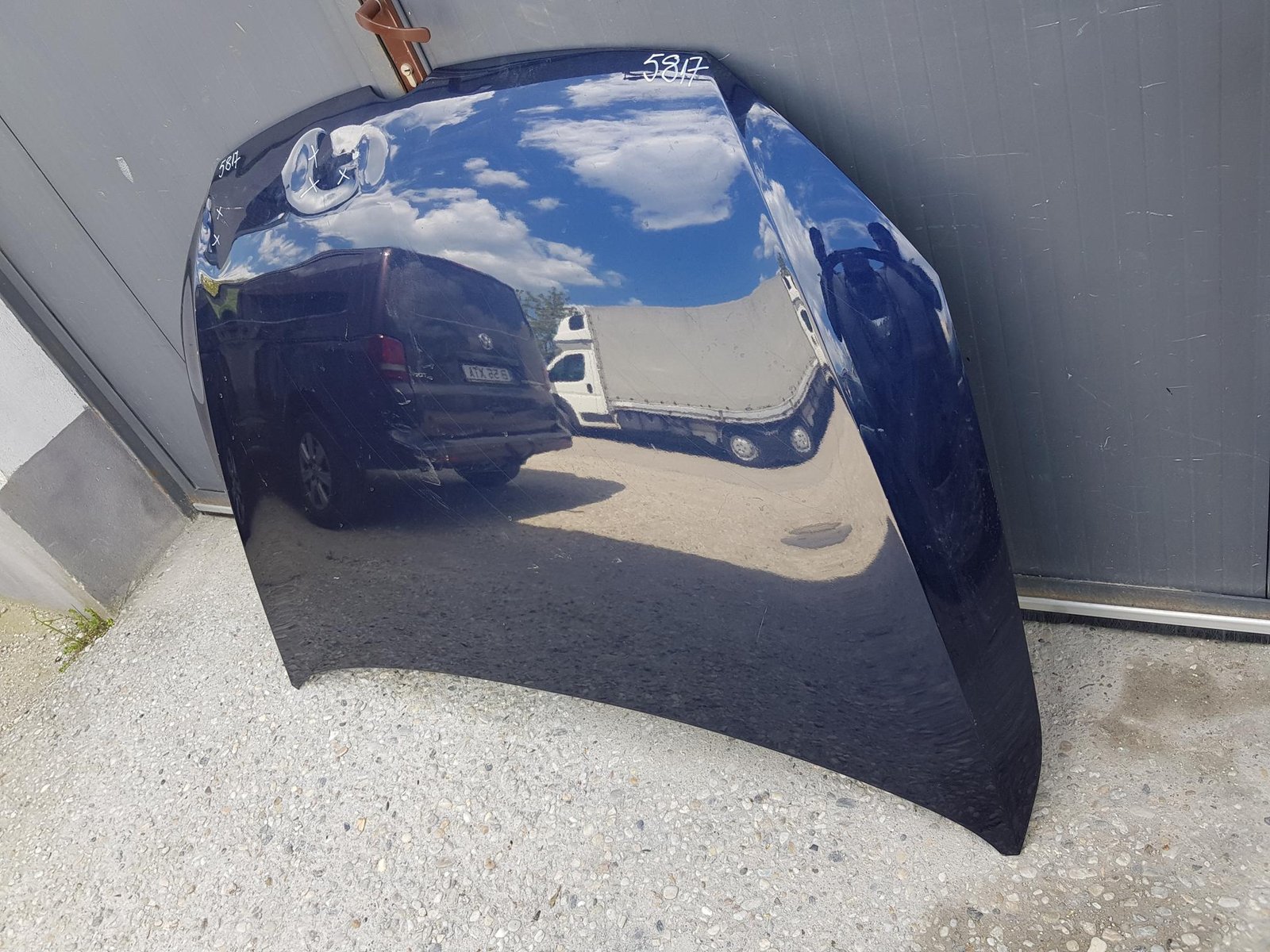 Capota motor VW Golf 7 2013 2014 2015 2016 2017 2018 2019 2020 - imagine 3