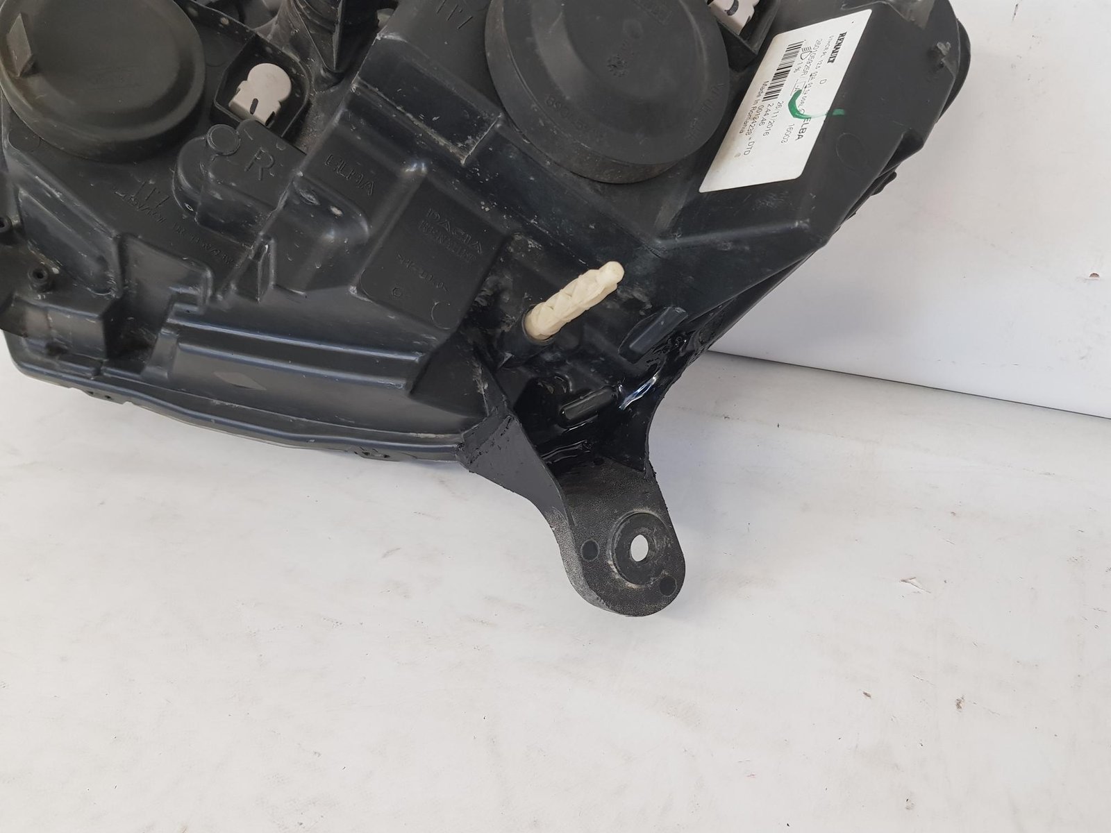 Far dreapta Dacia Logan 2 Sandero 2 facelift 260105925R 2017 2018 2019 2020 - imagine 11